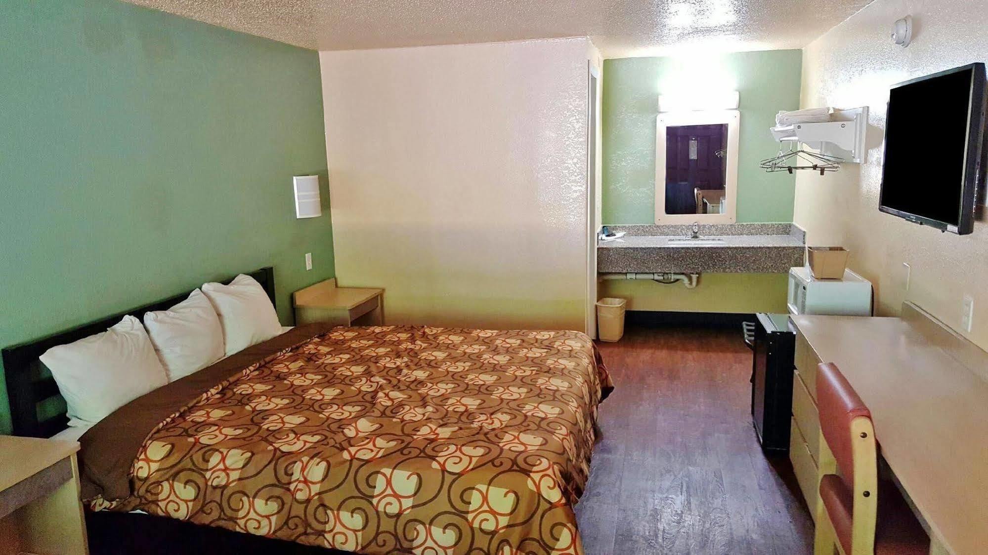 Mentor Home Inn And Suites Esterno foto