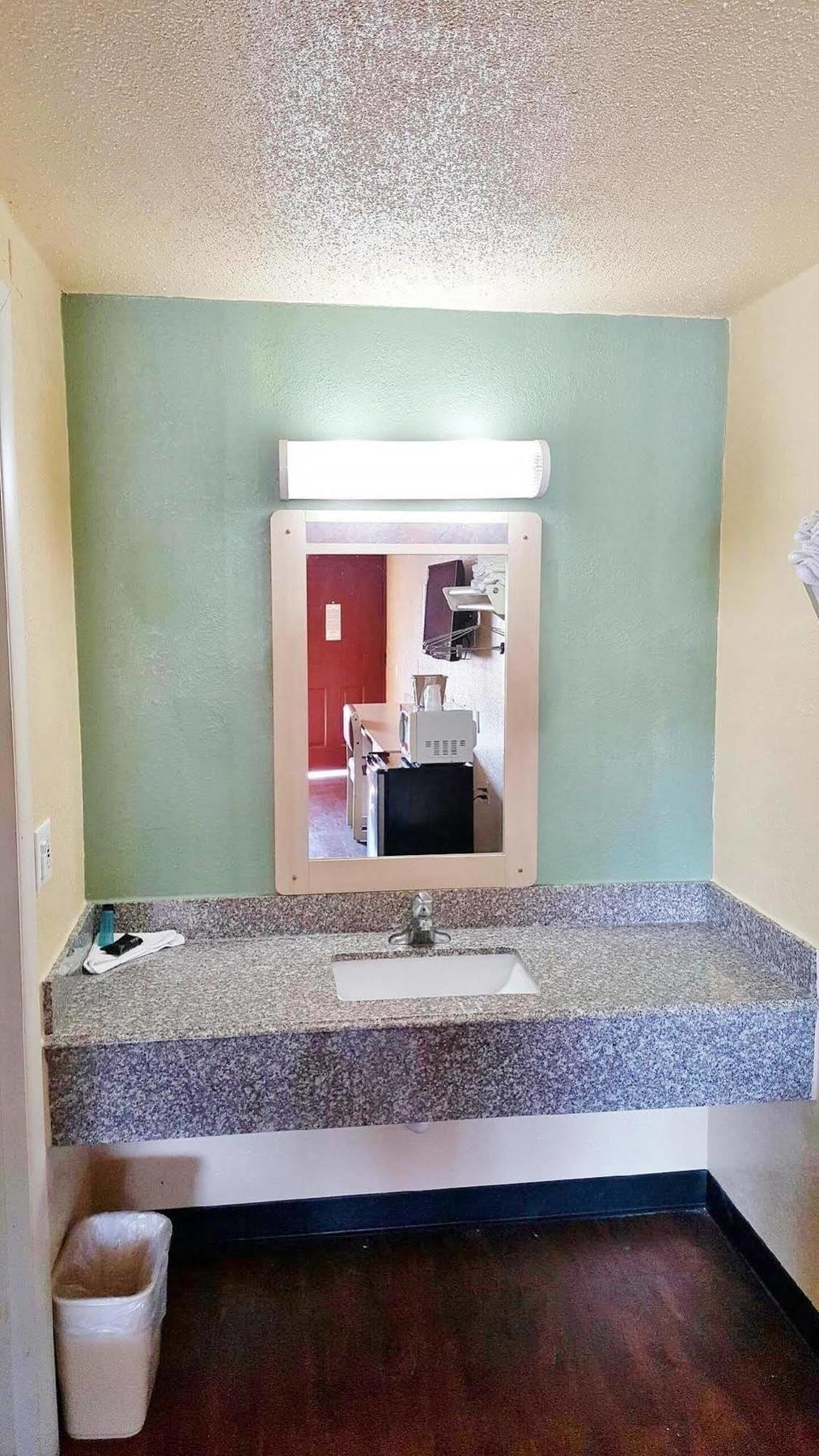 Mentor Home Inn And Suites Esterno foto